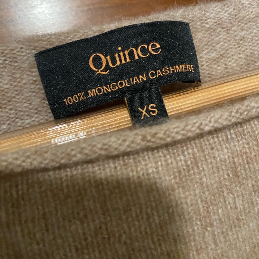 Quince XS Cashmere Sweater - Picture 4 of 5